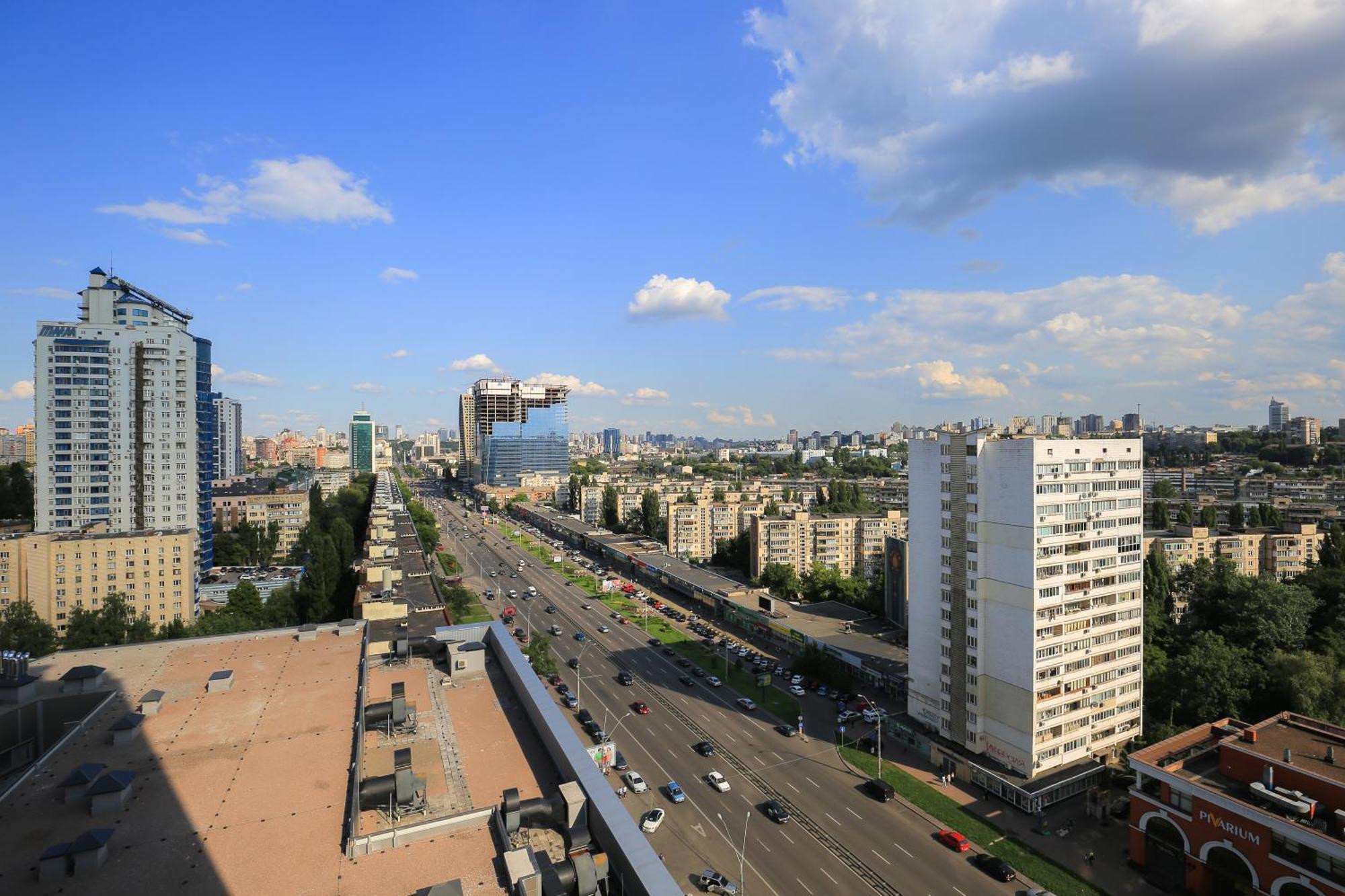 White Tiger Apartment In Smart Plaza Киев Экстерьер фото