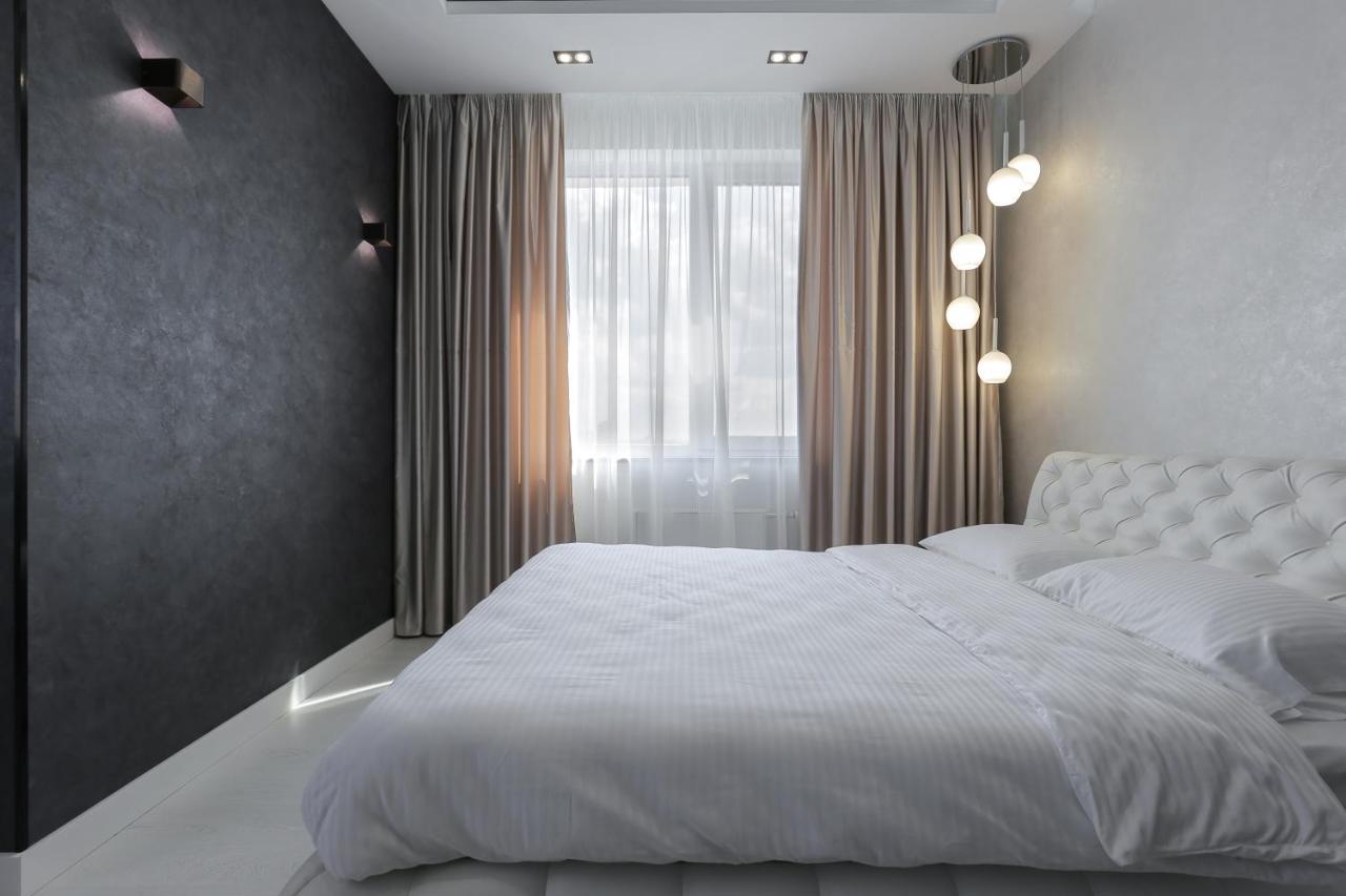 White Tiger Apartment In Smart Plaza Киев Экстерьер фото